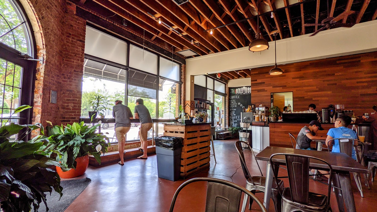 Dog-Friendly Coffee Shops in Jacksonville — Where to Bring the Pup