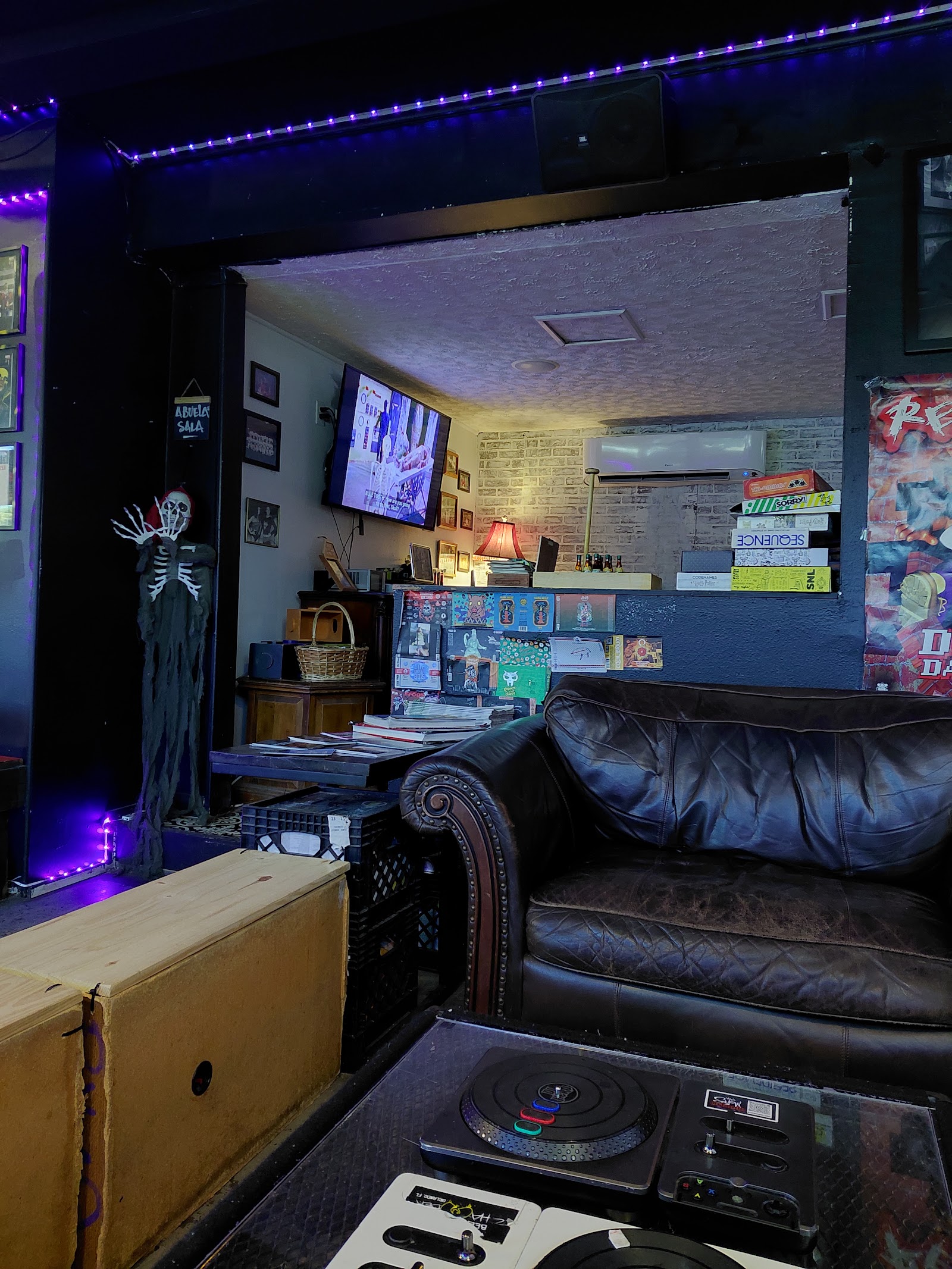 The Commission Beer Chamber