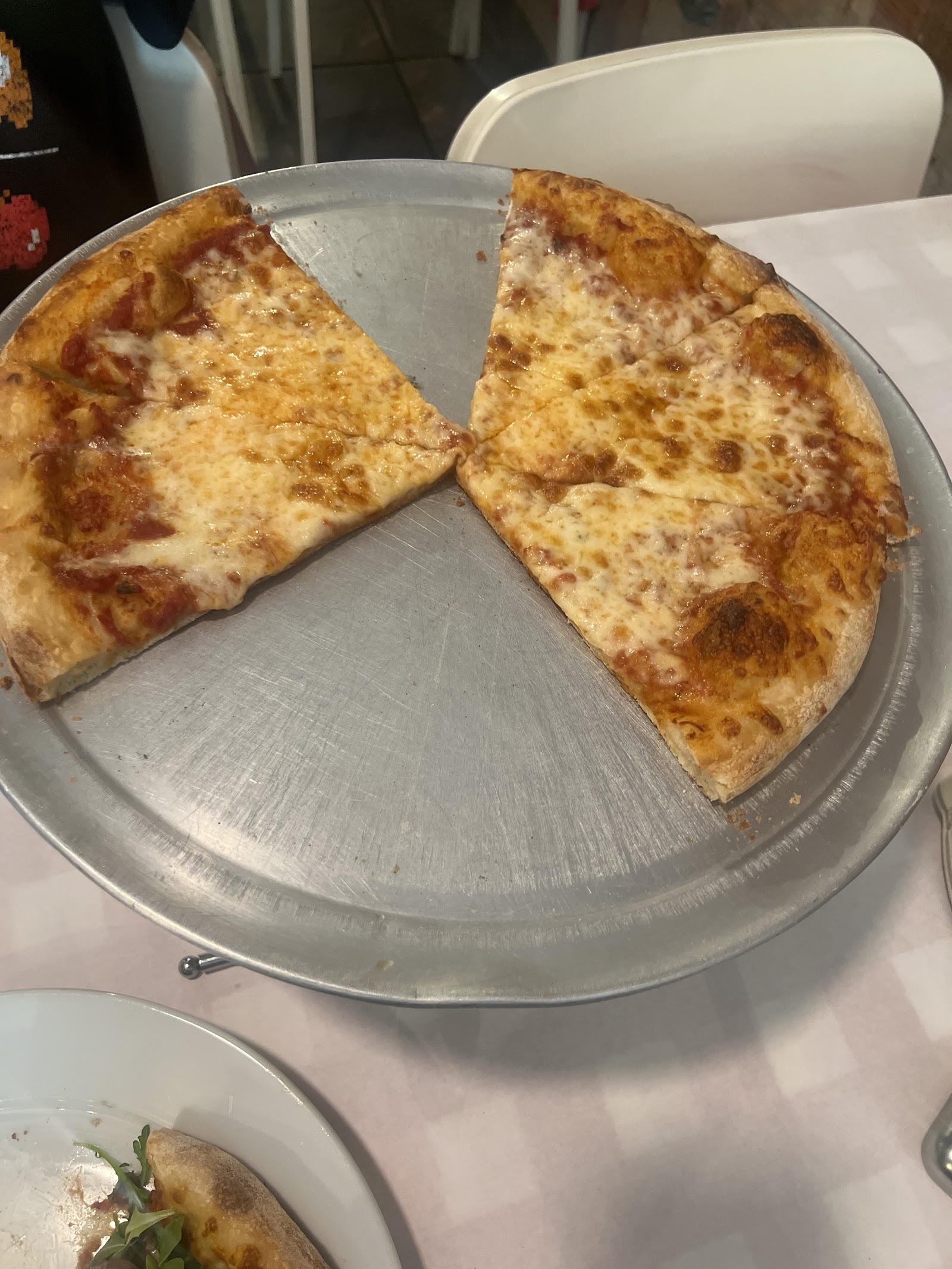 Daninos Trattoria