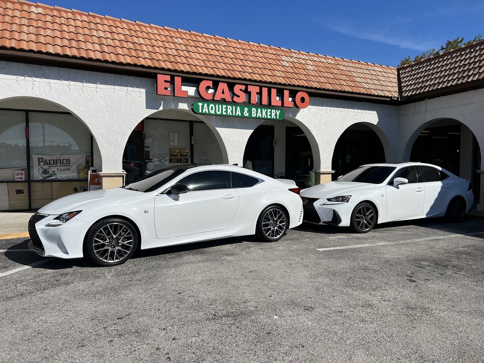 El Castillo Market & Restaurant