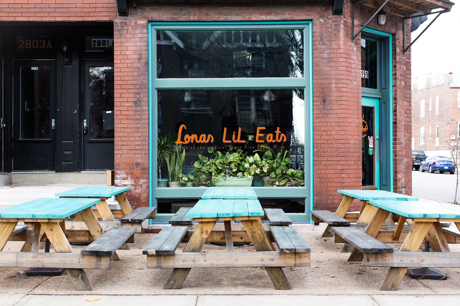 Lona's Lil Eats