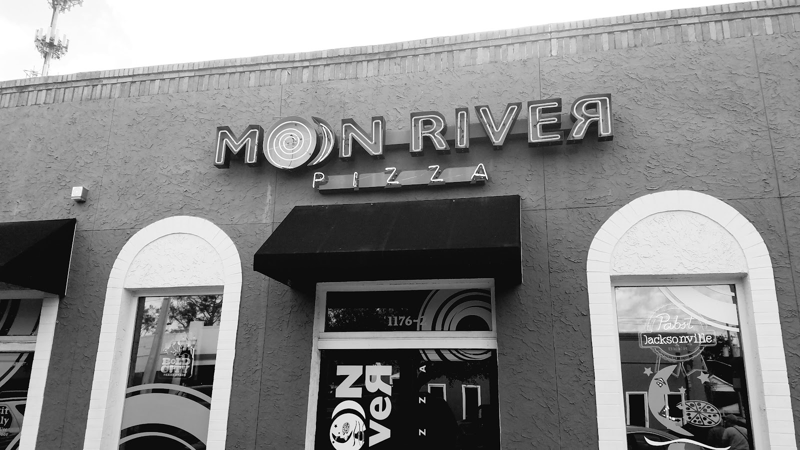 Moon River Pizza