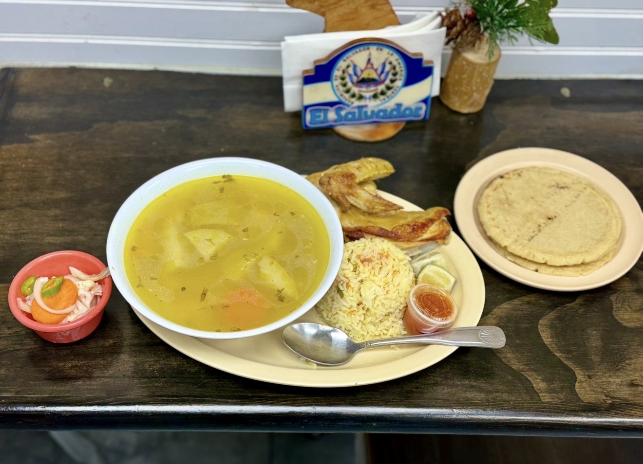 Taqueria y Pupuseria Lupita Miami