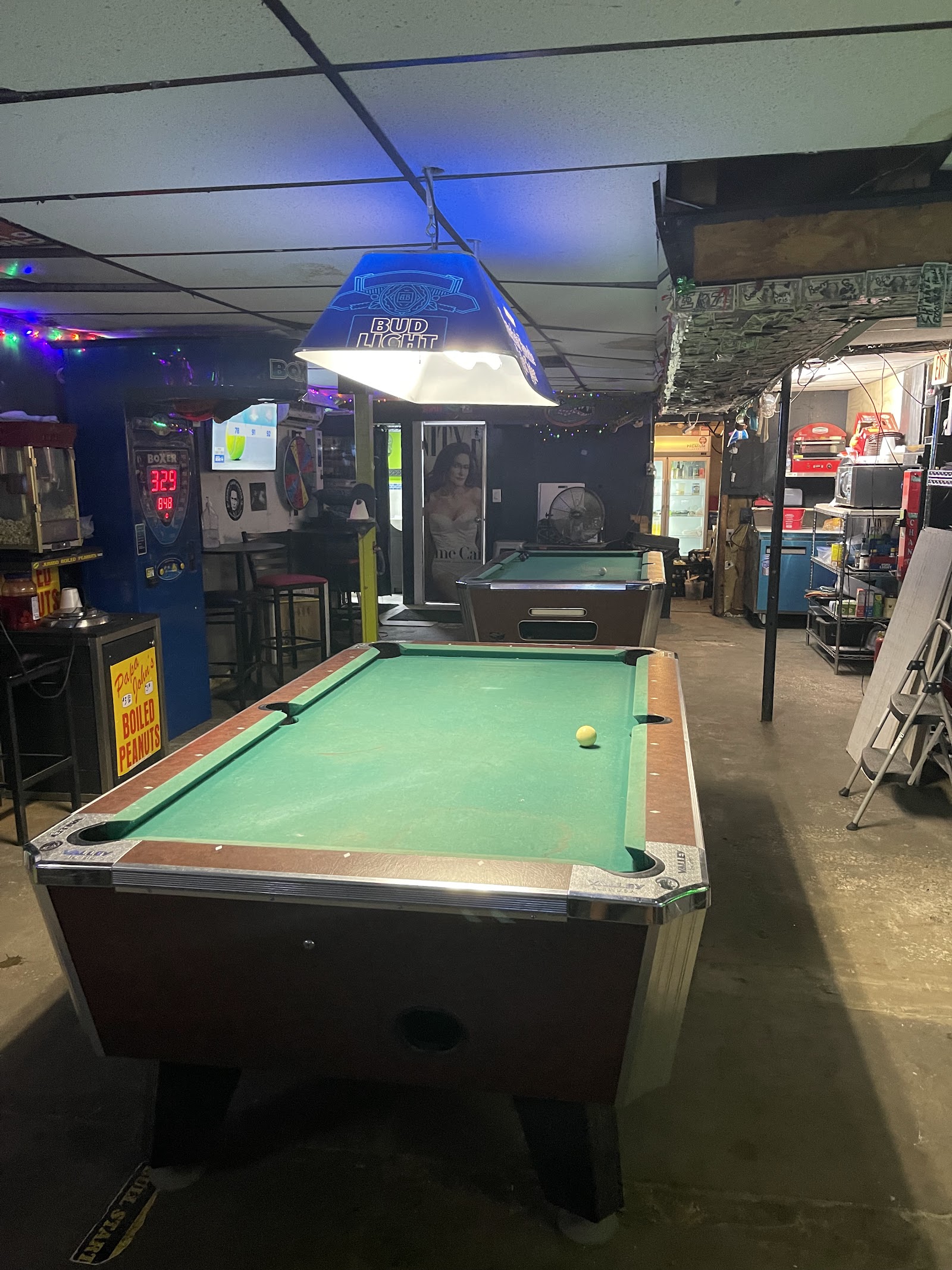 The Hole in the Wall Bar